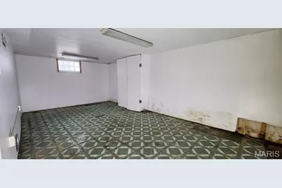 2350 Chambers Road, Saint Louis, MO 63136 - Photo 19