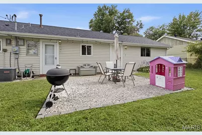 501 Prince Charles Drive, O'Fallon, MO 63366 - Photo 23