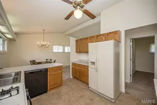 612 Acorn Dr, Crestwood, MO 63126 - Photo 15