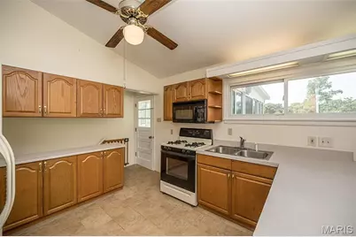 612 Acorn Drive, Crestwood, MO 63126 - Photo 13