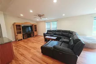 25484 Sky Dr, Warrenton, MO 63383 - Photo 5
