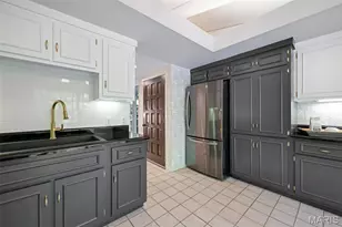 1901 W Adams Ave, Kirkwood, MO 63122 - Photo 17