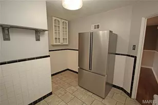 5477 Oleatha Ave, Saint Louis, MO 63139 - Photo 9