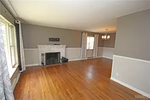 5477 Oleatha Ave, Saint Louis, MO 63139 - Photo 3