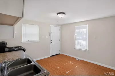 249 Barto Drive, Saint Louis, MO 63135 - Photo 9
