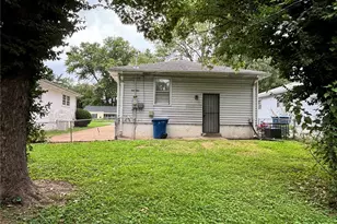 9710 Balboa Dr, Saint Louis, MO 63136 - Photo 17
