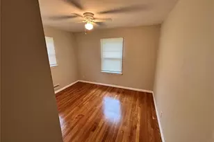 9710 Balboa Dr, Saint Louis, MO 63136 - Photo 11