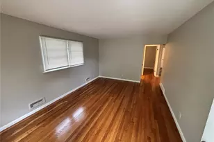 9710 Balboa Dr, Saint Louis, MO 63136 - Photo 3