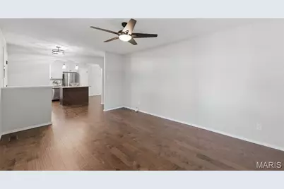 1843 Redcoat Drive, Maryland Heights, MO 63043 - Photo 3