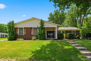 1843 Redcoat Dr, Maryland Heights, MO 63043 - Photo 1