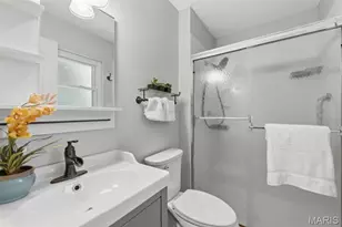 1843 Redcoat Dr, Maryland Heights, MO 63043 - Photo 17