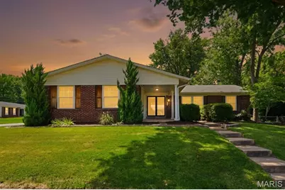 1843 Redcoat Drive, Maryland Heights, MO 63043 - Photo 25
