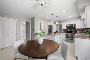 12326 Woodline Dr, Saint Louis, MO 63141 - Photo 15