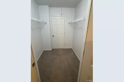 1943 Greenpoint Drive #302, Kirkwood, MO 63122 - Photo 15