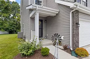 60 Richmond Center Ct, Saint Peters, MO 63376 - Photo 5