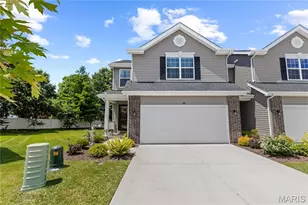 60 Richmond Center Ct, Saint Peters, MO 63376 - Photo 3