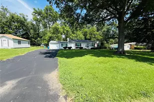 544 Thurston Ave, Ferguson, MO 63134 - Photo 3