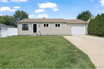 12089 Sunnycrest Place, Maryland Heights, MO 63043 - Photo 1