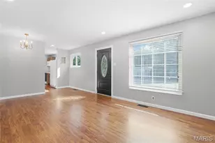 12089 Sunnycrest Pl, Maryland Heights, MO 63043 - Photo 7