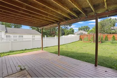 12089 Sunnycrest Place, Maryland Heights, MO 63043 - Photo 31