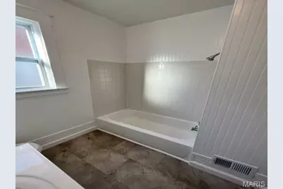 7232 Normandy Place, Saint Louis, MO 63121 - Photo 39