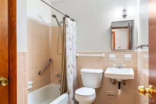 6138 Emerald Ave, Ferguson, MO 63135 - Photo 19