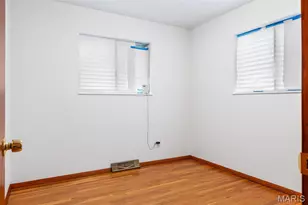 6138 Emerald Ave, Ferguson, MO 63135 - Photo 15