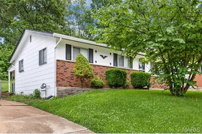 6138 Emerald Avenue, Ferguson, MO 63135 - Photo 3
