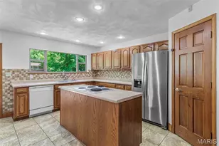 532 Loretta Ct, Farmington, MO 63640 - Photo 11