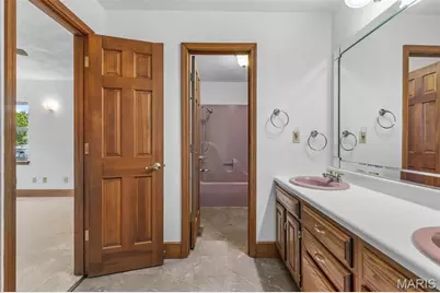 532 Loretta Court, Farmington, MO 63640 - Photo 31