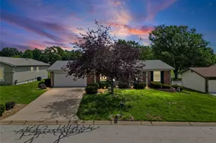 21 Newberry Dr, Saint Peters, MO 63376 - Photo 1