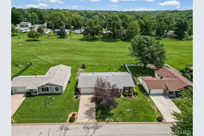 21 Newberry Drive, Saint Peters, MO 63376 - Photo 3