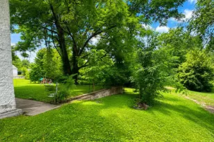 620 Maryland St, Louisiana, MO 63353 - Photo 3