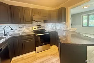 519 N Elm St, Pacific, MO 63069 - Photo 11