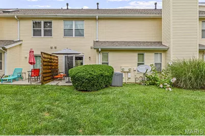 340 Devonshire Court #D, Saint Peters, MO 63376 - Photo 7