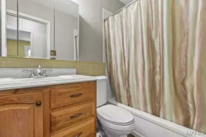 9823 Wil Bes Drive, Saint Louis, MO 63123 - Photo 19