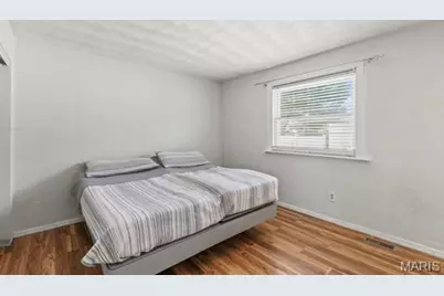 9823 Wil Bes Drive, Saint Louis, MO 63123 - Photo 27