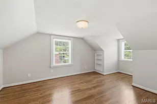 557 N Woodlawn Ave, Kirkwood, MO 63122 - Photo 17