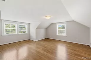 557 N Woodlawn Ave, Kirkwood, MO 63122 - Photo 15