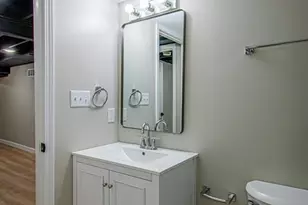 874 Albey Ln, University City, MO 63132 - Photo 75