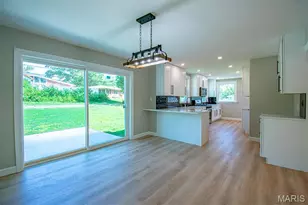 874 Albey Ln, University City, MO 63132 - Photo 13