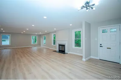 874 Albey Lane, University City, MO 63132 - Photo 3