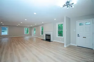 874 Albey Ln, University City, MO 63132 - Photo 3