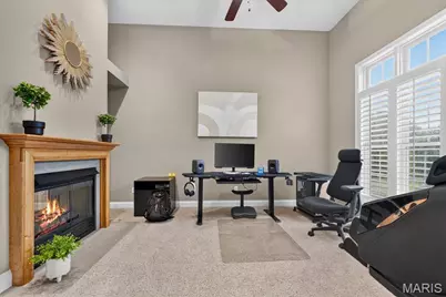 5304 Dunn Ridge Court, Hazelwood, MO 63042 - Photo 9
