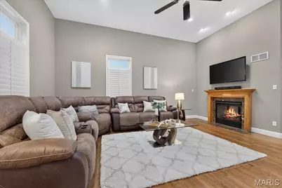 5304 Dunn Ridge Court, Hazelwood, MO 63042 - Photo 15