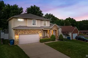 5304 Dunn Ridge Ct, Hazelwood, MO 63042 - Photo 3