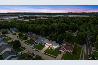 5304 Dunn Ridge Court, Hazelwood, MO 63042 - Photo 51