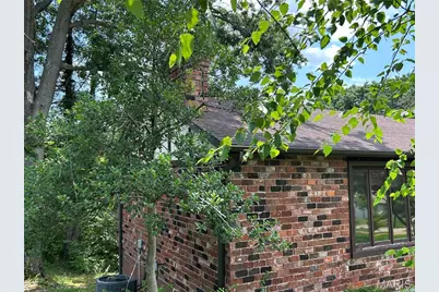 5810 Flaming Leaf Court, Saint Louis, MO 63129 - Photo 3