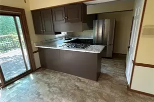 5810 Flaming Leaf Ct, Saint Louis, MO 63129 - Photo 17