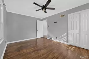 7017 Foxcroft Dr, Saint Louis, MO 63123 - Photo 15